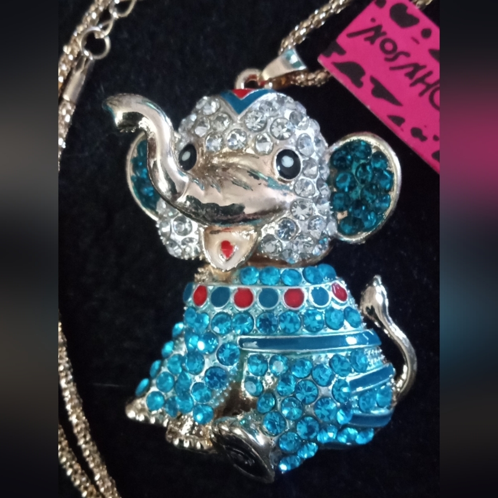 BJ Blue Circus Elephant Necklace